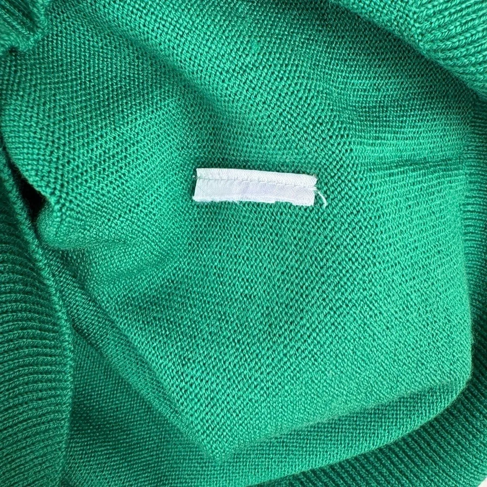 Banana Republic 100% Merino Wool V-Neck Sweater Size Medium Kelly Green - Picture 4 of 4